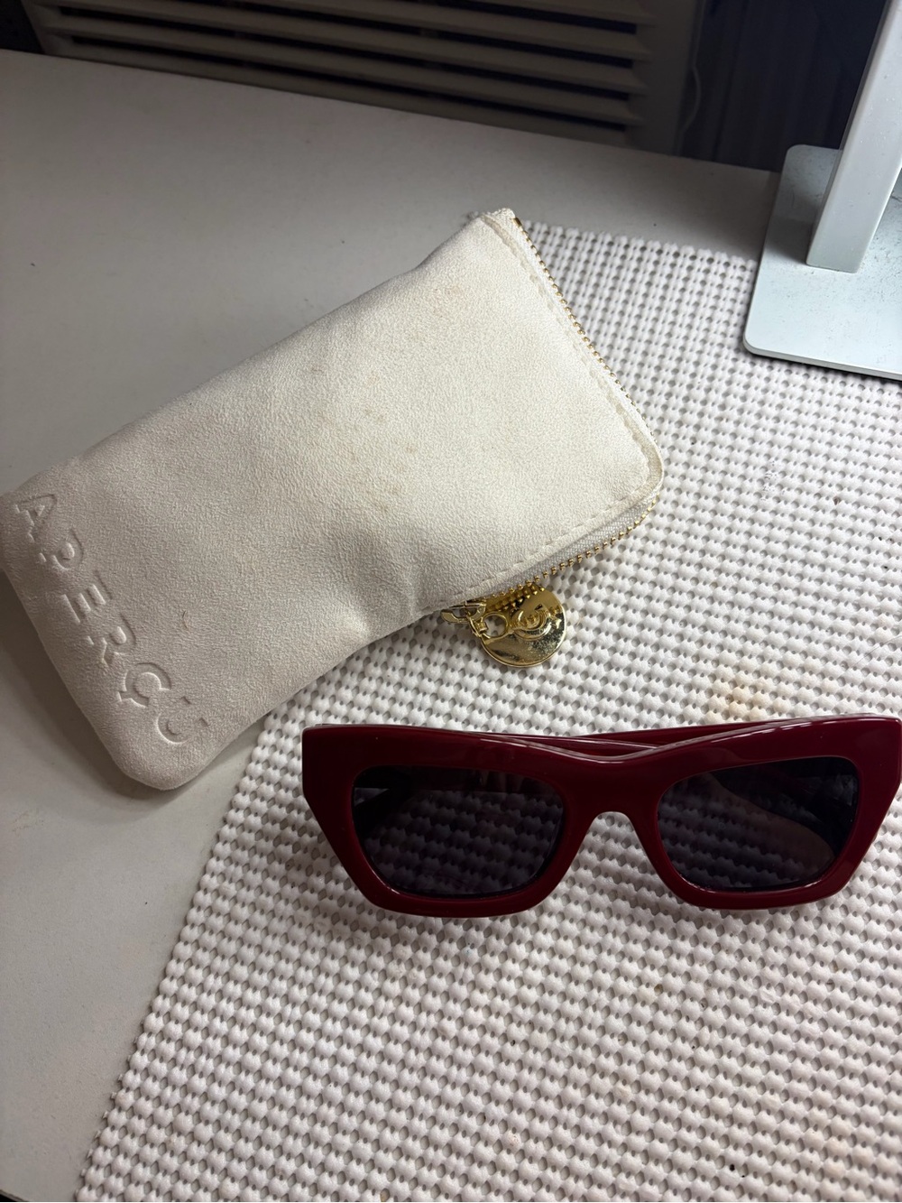 Apercu x Claire Rose sunglasses